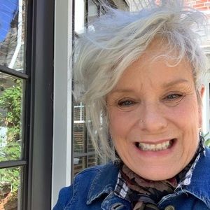 Meet your Posher, Robin